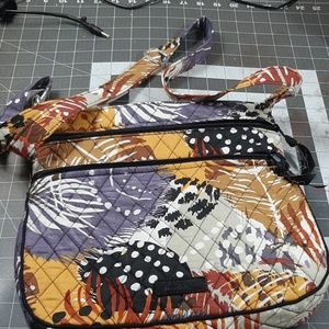 Vera Bradley Triple Zip (Feathers)